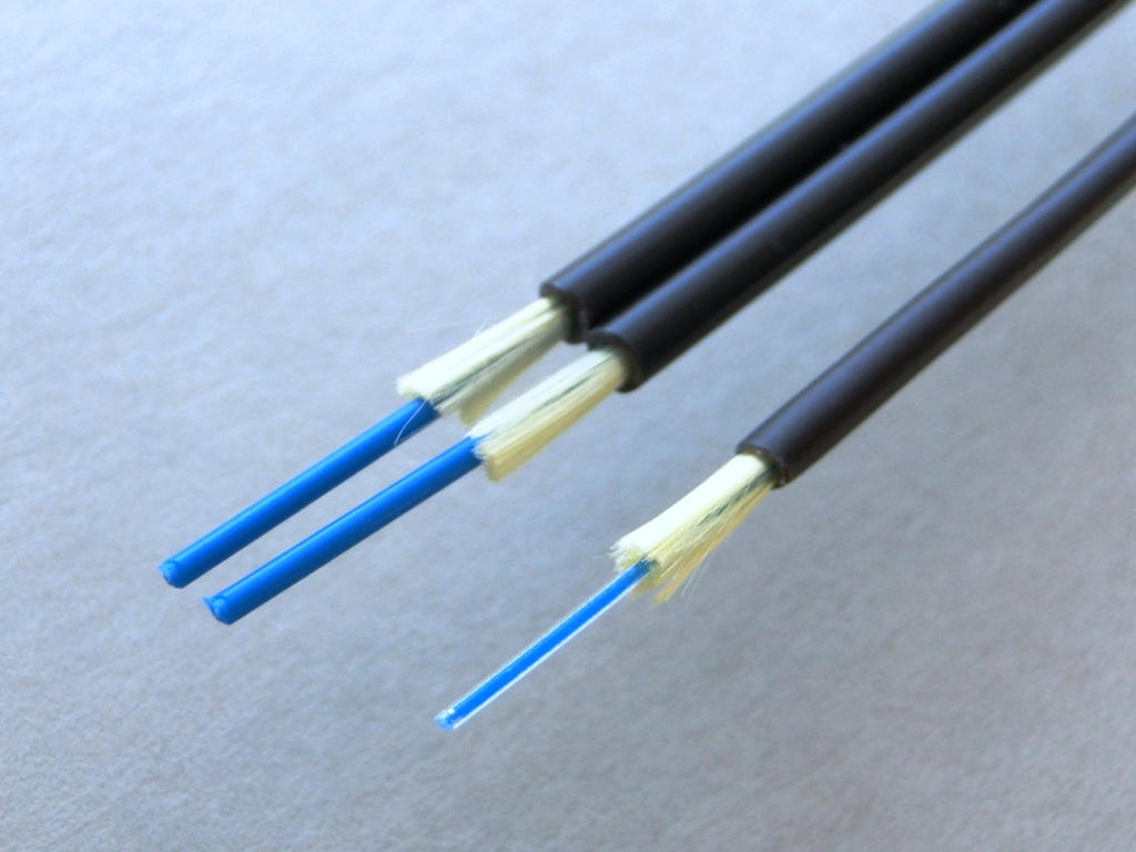 Optical ﬁber for wiring inside instruments